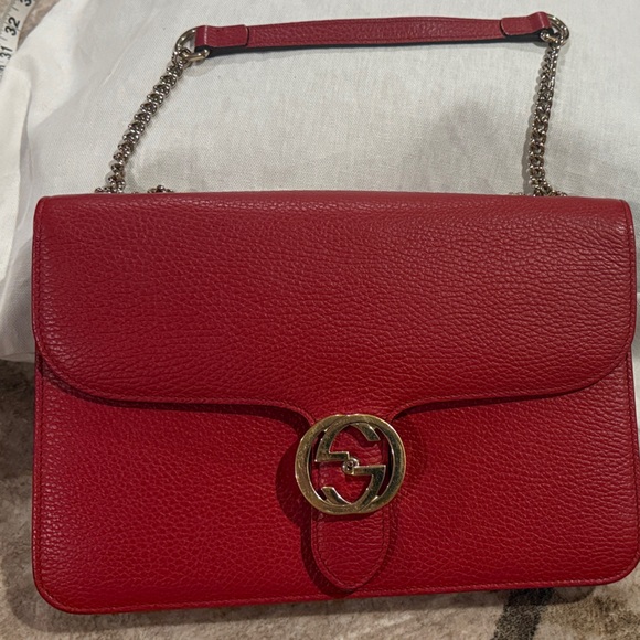 Gucci Red Leather Shoulder Bag with Gold Chain - Picture 1 of 8